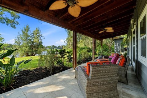 Casa en venta en Lutz, Florida, 5 dormitorios, 361.3 m2 № 2238915 - foto 7