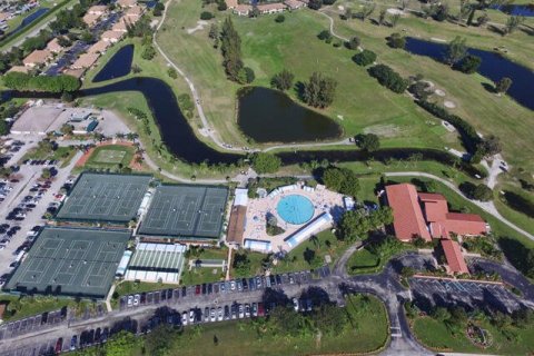 Condominio en alquiler en Delray Beach, Florida, 2 dormitorios, 128.3 m2 № 1080624 - foto 1