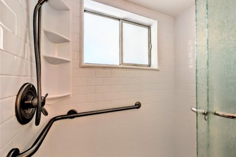 Condominio en venta en Bradenton, Florida, 2 dormitorios, 69.12 m2 № 2151951 - foto 17