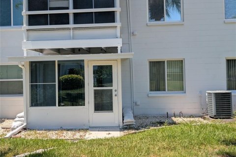 Condominio en venta en Bradenton, Florida, 2 dormitorios, 69.12 m2 № 2151951 - foto 30