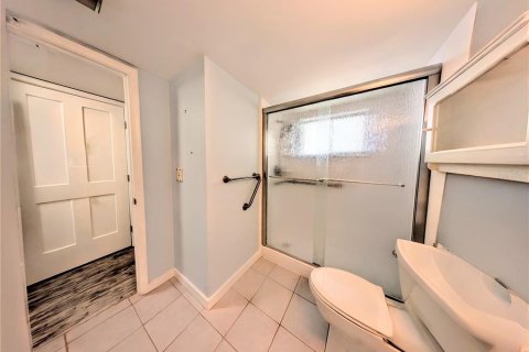 Condominio en venta en Bradenton, Florida, 2 dormitorios, 69.12 m2 № 2151951 - foto 16