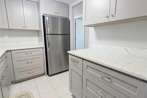 Condominio en venta en Bradenton, Florida, 2 dormitorios, 69.12 m2 № 2151951 - foto 9
