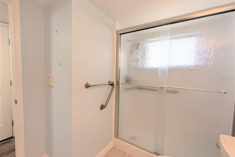Condominio en venta en Bradenton, Florida, 2 dormitorios, 69.12 m2 № 2151951 - foto 18