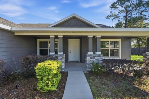 House in Spring Hill, Florida 4 bedrooms, 195.09 sq.m. № 2207812