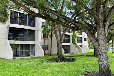 Condominio en venta en Weston, Florida, 1 dormitorio, 75.44 m2 № 1832518 - foto 4