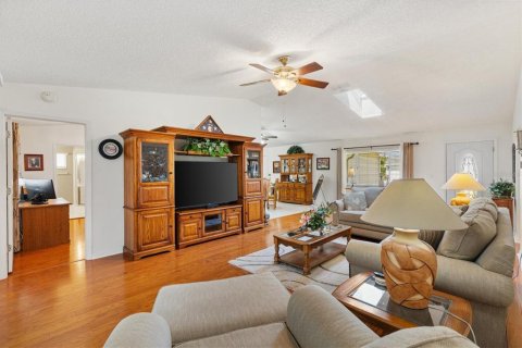 Casa en venta en Summerfield, Florida, 3 dormitorios, 141.77 m2 № 1744818 - foto 4