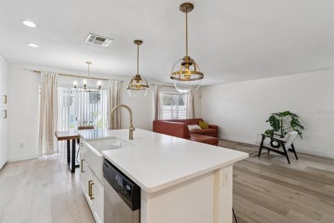 Casa en venta en Winter Garden, Florida, 3 dormitorios, 124.95 m2 № 2381062 - foto 8