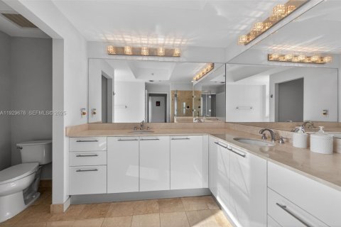 Купить кондоминиум в Авентура, Флорида 3 спальни, 173.36м2, № 1990279 - фото 25