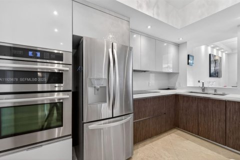Купить кондоминиум в Авентура, Флорида 3 спальни, 173.36м2, № 1990279 - фото 6