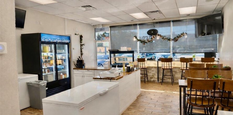 Propiedad comercial en Orlando, Florida № 2118806