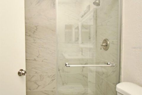 Condominio en alquiler en Orlando, Florida, 2 dormitorios, 84.45 m2 № 1901549 - foto 28