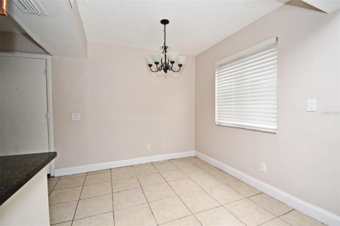 Condominio en alquiler en Orlando, Florida, 2 dormitorios, 84.45 m2 № 1901549 - foto 16