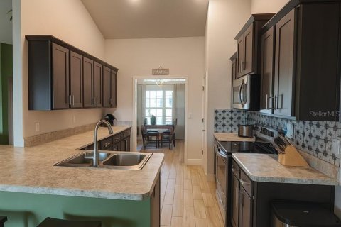 House in Ocala, Florida 4 bedrooms, 201.51 sq.m. № 1918206 - photo 7