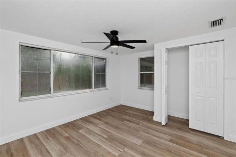 Villa ou maison à louer à Port Richey, Floride: 3 chambres, 119.29 m2 № 2389444 - photo 15