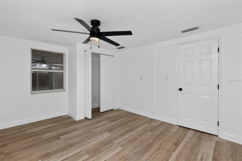 Villa ou maison à louer à Port Richey, Floride: 3 chambres, 119.29 m2 № 2389444 - photo 12