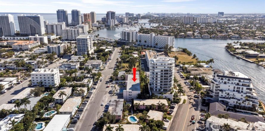 Condominio en Fort Lauderdale, Florida, 1 dormitorio № 2154029