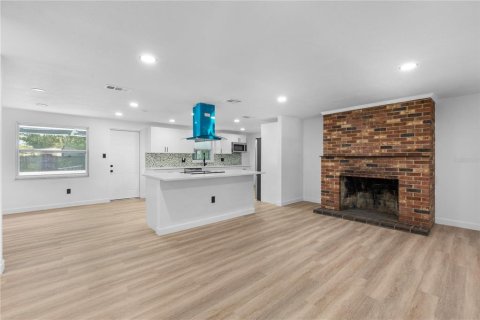 Villa ou maison à vendre à Longwood, Floride: 3 chambres, 162.11 m2 № 1835584 - photo 3