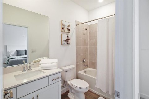 House in Bradenton, Florida 4 bedrooms, 188.78 sq.m. № 931179 - photo 3