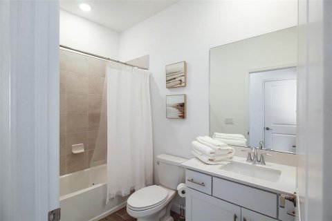 House in Bradenton, Florida 4 bedrooms, 188.78 sq.m. № 931179 - photo 19