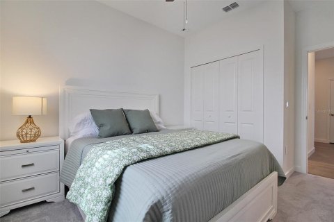 House in Bradenton, Florida 4 bedrooms, 188.78 sq.m. № 931179 - photo 2