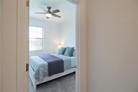 House in Bradenton, Florida 4 bedrooms, 188.78 sq.m. № 931179 - photo 15