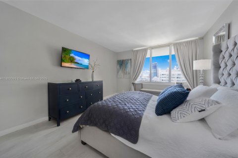 Copropriété à vendre à Miami Beach, Floride: 1 chambre, 91.97 m2 № 1976306 - photo 12