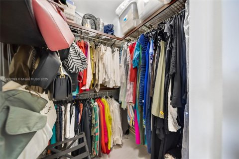 Copropriété à vendre à Miami Beach, Floride: 1 chambre, 91.97 m2 № 1976306 - photo 10