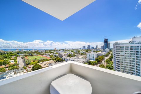 Copropriété à vendre à Miami Beach, Floride: 1 chambre, 91.97 m2 № 1976306 - photo 1