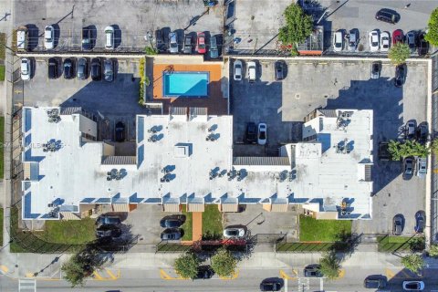 Condominio en venta en Miami, Florida, 1 dormitorio, 65.68 m2 № 1953230 - foto 4