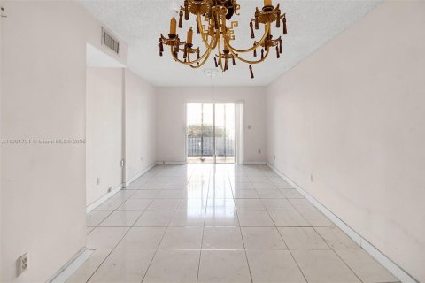 Condominio en venta en Miami, Florida, 1 dormitorio, 65.68 m2 № 1953230 - foto 7