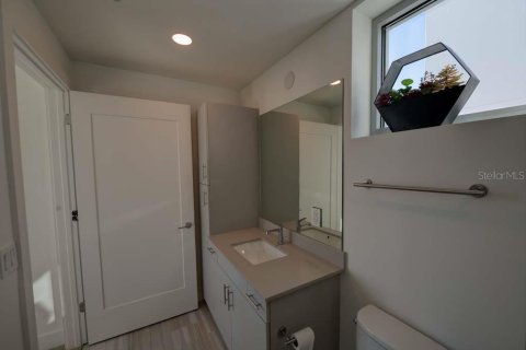 Copropriété à vendre à Sarasota, Floride: 2 chambres, 126.25 m2 № 1732205 - photo 20