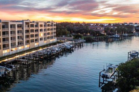 Copropriété à vendre à Sarasota, Floride: 2 chambres, 126.25 m2 № 1732205 - photo 23