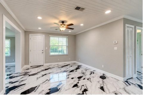 Villa ou maison à louer à New Smyrna Beach, Floride: 2 chambres, 111.85 m2 № 2387518 - photo 10
