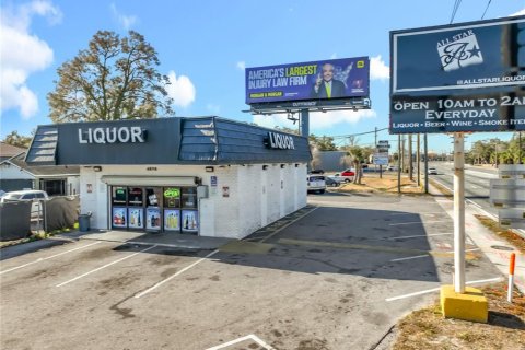 Commercial property in Orlando, Florida 124.86 sq.m. № 2195548