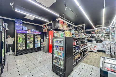 Propiedad comercial en venta en Orlando, Florida, 124.86 m2 № 2195548 - foto 5