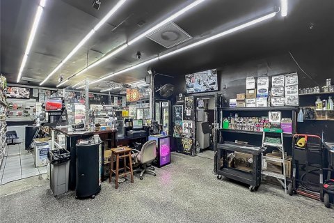 Propiedad comercial en venta en Orlando, Florida, 124.86 m2 № 2195548 - foto 19