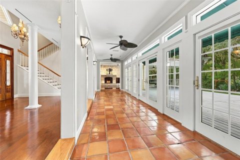 House in Gainesville, Florida 4 bedrooms, 493.5 sq.m. № 2406721 - photo 25