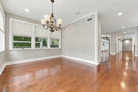 House in Gainesville, Florida 4 bedrooms, 493.5 sq.m. № 2406721 - photo 22
