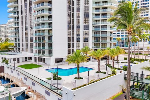 Copropriété à vendre à Miami Beach, Floride: 4 chambres, 262.63 m2 № 1844045 - photo 8