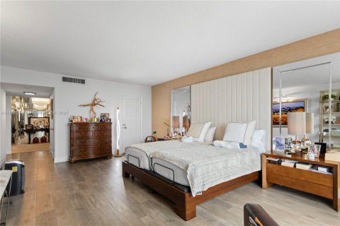 Copropriété à vendre à Miami Beach, Floride: 4 chambres, 262.63 m2 № 1844045 - photo 21