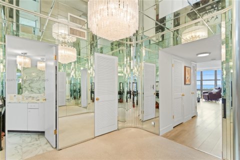 Copropriété à vendre à Miami Beach, Floride: 4 chambres, 262.63 m2 № 1844045 - photo 29