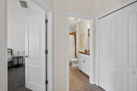 Touwnhouse à louer à Tampa, Floride: 2 chambres, 117.43 m2 № 2148459 - photo 29