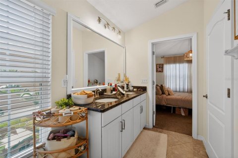 Touwnhouse à louer à Tampa, Floride: 2 chambres, 117.43 m2 № 2148459 - photo 26
