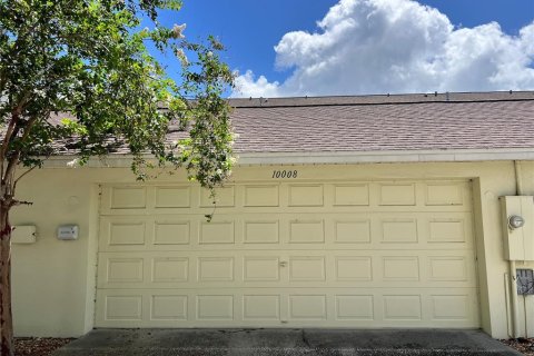 Townhouse in Tampa, Florida 2 bedrooms, 118.54 sq.m. № 2373459 - photo 16