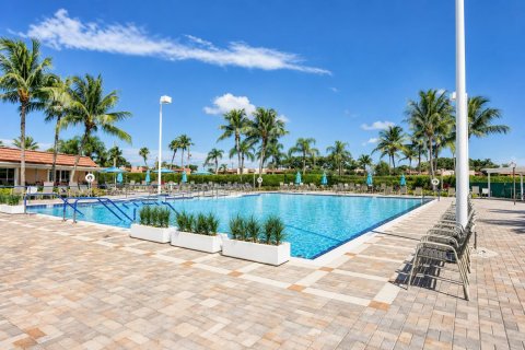 Condo in Delray Beach, Florida, 2 bedrooms № 2177544 - photo 2
