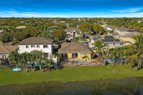 House in Cutler Bay, Florida 3 bedrooms, 154.12 sq.m. № 2004265 - photo 29