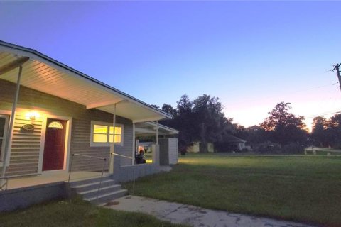 House in Lake Butler, Florida 4 bedrooms, 232.26 sq.m. № 1911410 - photo 2