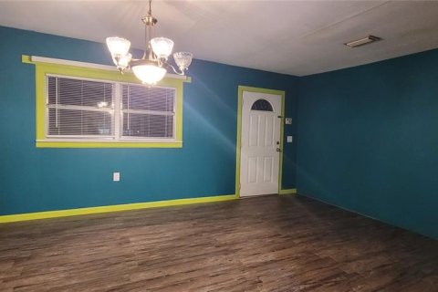 House in Lake Butler, Florida 4 bedrooms, 232.26 sq.m. № 1911410 - photo 4