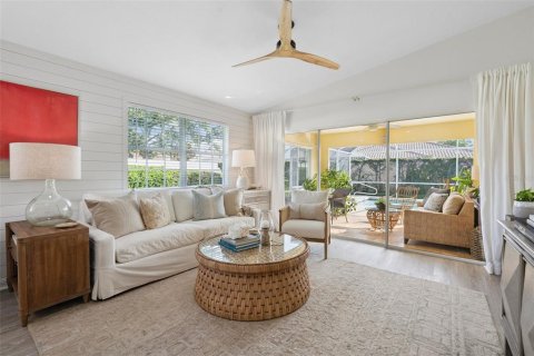 House in Sarasota, Florida 2 bedrooms, 142.51 sq.m. № 1855622 - photo 13