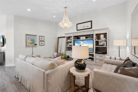 House in Sarasota, Florida 2 bedrooms, 142.51 sq.m. № 1855622 - photo 8